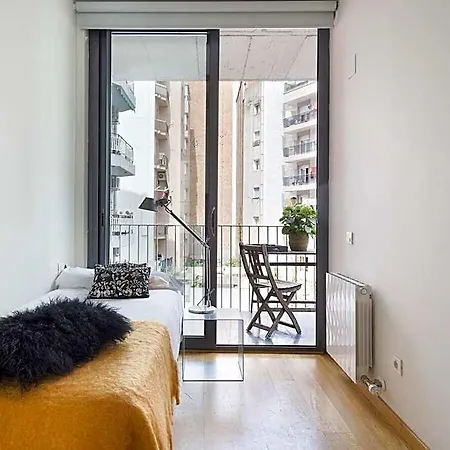 Hotel Apartment: Rooftop Pool Access 4*